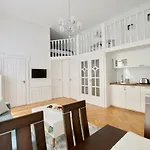 Luxury By Hi5 - Havas Street * Budapeszt