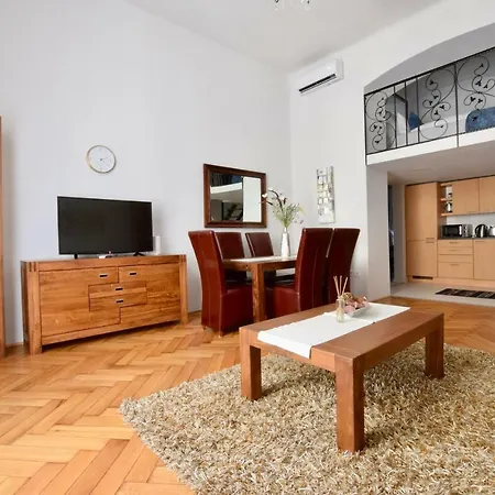 Luxury By Hi5 - Havas Street בודפשט